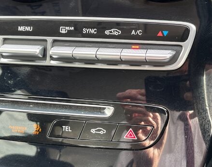 Mercedes-Benz C Class C200 SPORT 52