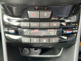 Peugeot 208 S/S TECH EDITION 47