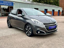 Peugeot 208 S/S TECH EDITION 4
