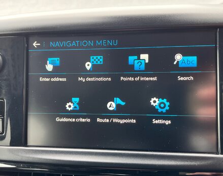 Peugeot 208 S/S TECH EDITION 28
