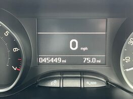 Peugeot 208 S/S TECH EDITION 22