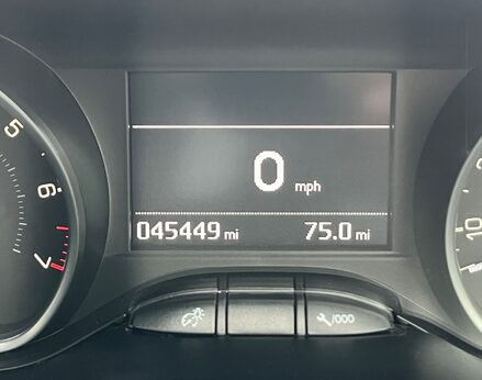Peugeot 208 S/S TECH EDITION 22