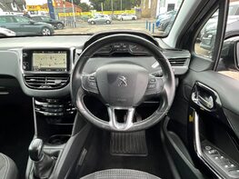Peugeot 208 S/S TECH EDITION 19