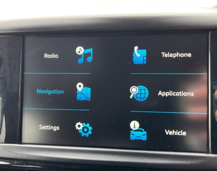 Peugeot 208 S/S TECH EDITION 25