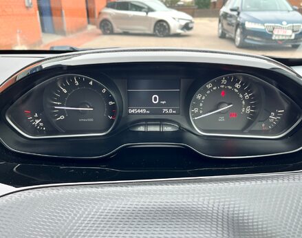 Peugeot 208 S/S TECH EDITION 21