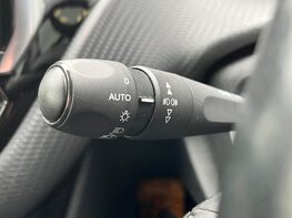 Peugeot 208 S/S TECH EDITION 54