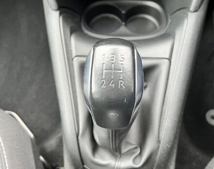 Peugeot 208 S/S TECH EDITION 51