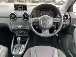 Audi A1 TFSI SPORT 18