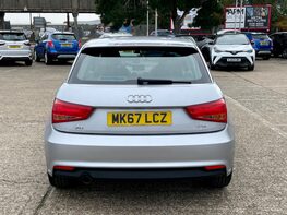 Audi A1 TFSI SPORT 6
