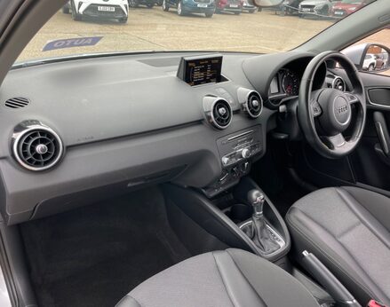 Audi A1 TFSI SPORT 26