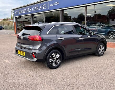Kia Niro 2 8