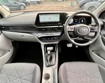 Hyundai BAYON T-GDI ULTIMATE DCT MHEV 2