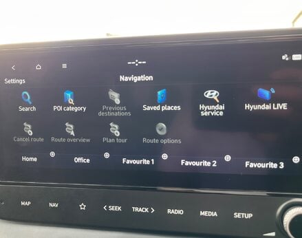 Hyundai BAYON T-GDI ULTIMATE DCT MHEV 54