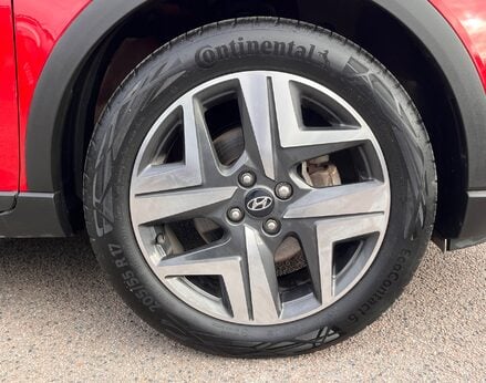 Hyundai BAYON T-GDI ULTIMATE DCT MHEV 16