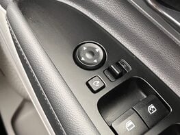 Hyundai BAYON T-GDI ULTIMATE DCT MHEV 65