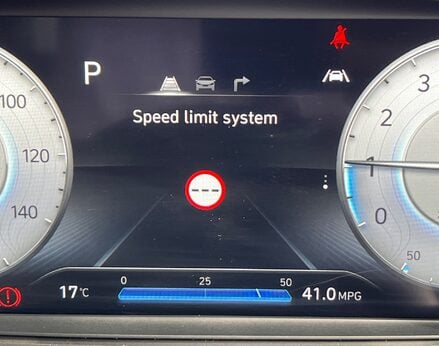 Hyundai BAYON T-GDI ULTIMATE DCT MHEV 27