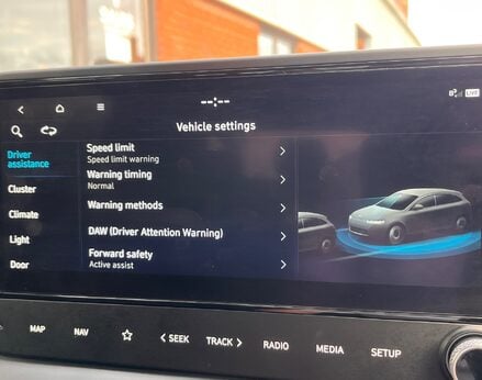 Hyundai BAYON T-GDI ULTIMATE DCT MHEV 53