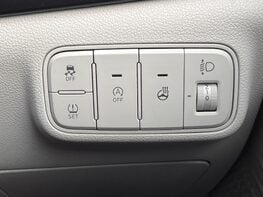 Hyundai BAYON T-GDI ULTIMATE DCT MHEV 64