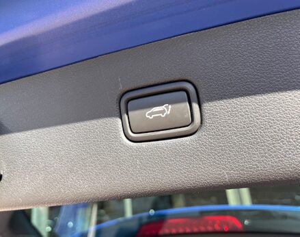 Hyundai TUCSON CRDI PREMIUM SE MHEV 79