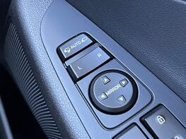 Hyundai TUCSON CRDI PREMIUM SE MHEV 65