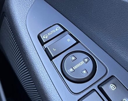 Hyundai TUCSON CRDI PREMIUM SE MHEV 65