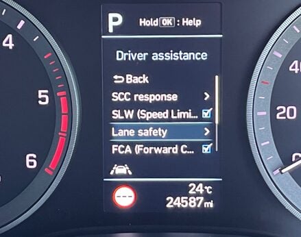 Hyundai TUCSON CRDI PREMIUM SE MHEV 36