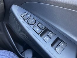 Hyundai TUCSON CRDI PREMIUM SE MHEV 66