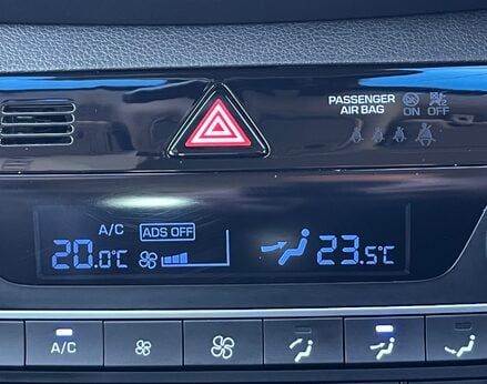 Hyundai TUCSON CRDI PREMIUM SE MHEV 53