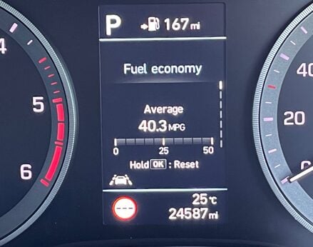 Hyundai TUCSON CRDI PREMIUM SE MHEV 28