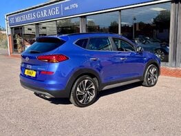 Hyundai TUCSON CRDI PREMIUM SE MHEV 8