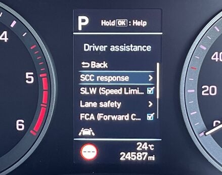 Hyundai TUCSON CRDI PREMIUM SE MHEV 34