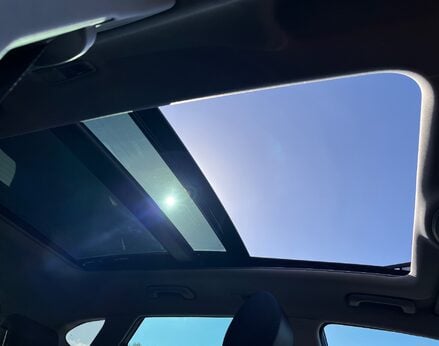 Hyundai TUCSON CRDI PREMIUM SE MHEV 84