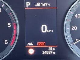 Hyundai TUCSON CRDI PREMIUM SE MHEV 23