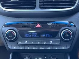 Hyundai TUCSON CRDI PREMIUM SE MHEV 52