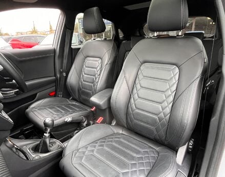 Ford Puma ST-LINE VIGNALE MHEV 69