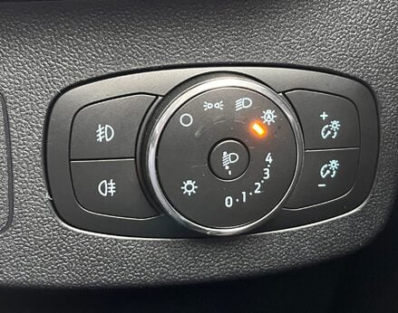 Ford Puma ST-LINE VIGNALE MHEV 65