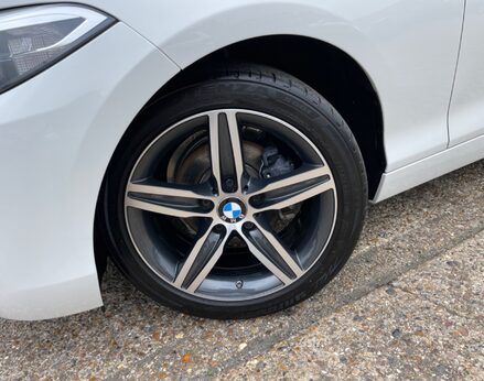 BMW 2 Series 218D SPORT 3