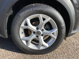 Nissan Juke DIG-T ACENTA 13