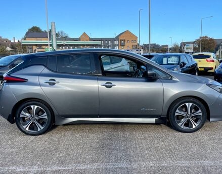 Nissan LEAF TEKNA 10
