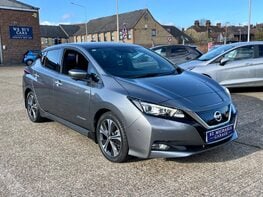 Nissan LEAF TEKNA 4