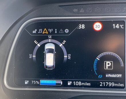 Nissan LEAF TEKNA 24