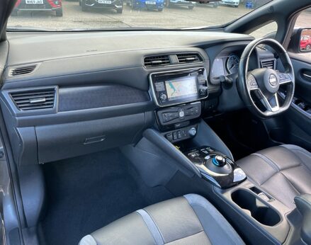 Nissan LEAF TEKNA 30