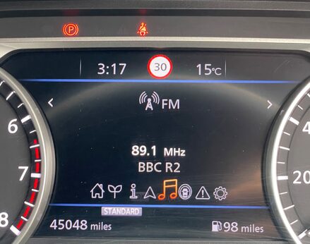 Nissan Juke DIG-T N-CONNECTA 23