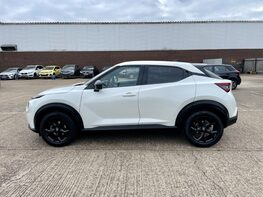 Nissan Juke DIG-T N-CONNECTA 11