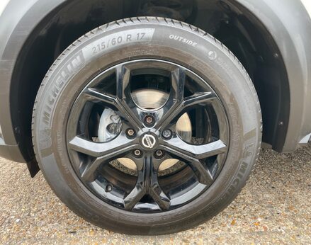 Nissan Juke DIG-T N-CONNECTA 15