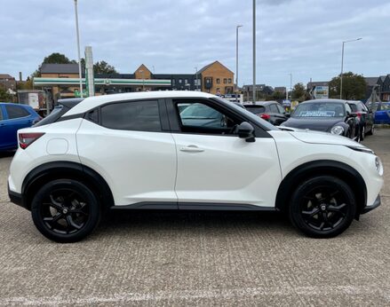 Nissan Juke DIG-T N-CONNECTA 10