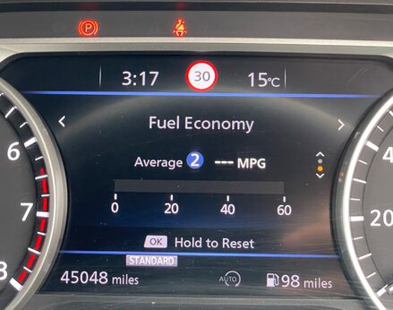 Nissan Juke DIG-T N-CONNECTA 26