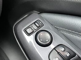 Nissan Juke DIG-T N-CONNECTA 56