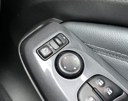 Nissan Juke DIG-T N-CONNECTA 56