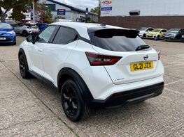 Nissan Juke DIG-T N-CONNECTA 8